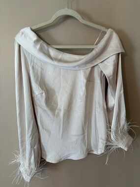 Astr Off-Shoulder Feather Cuff Blouse in Light Beige